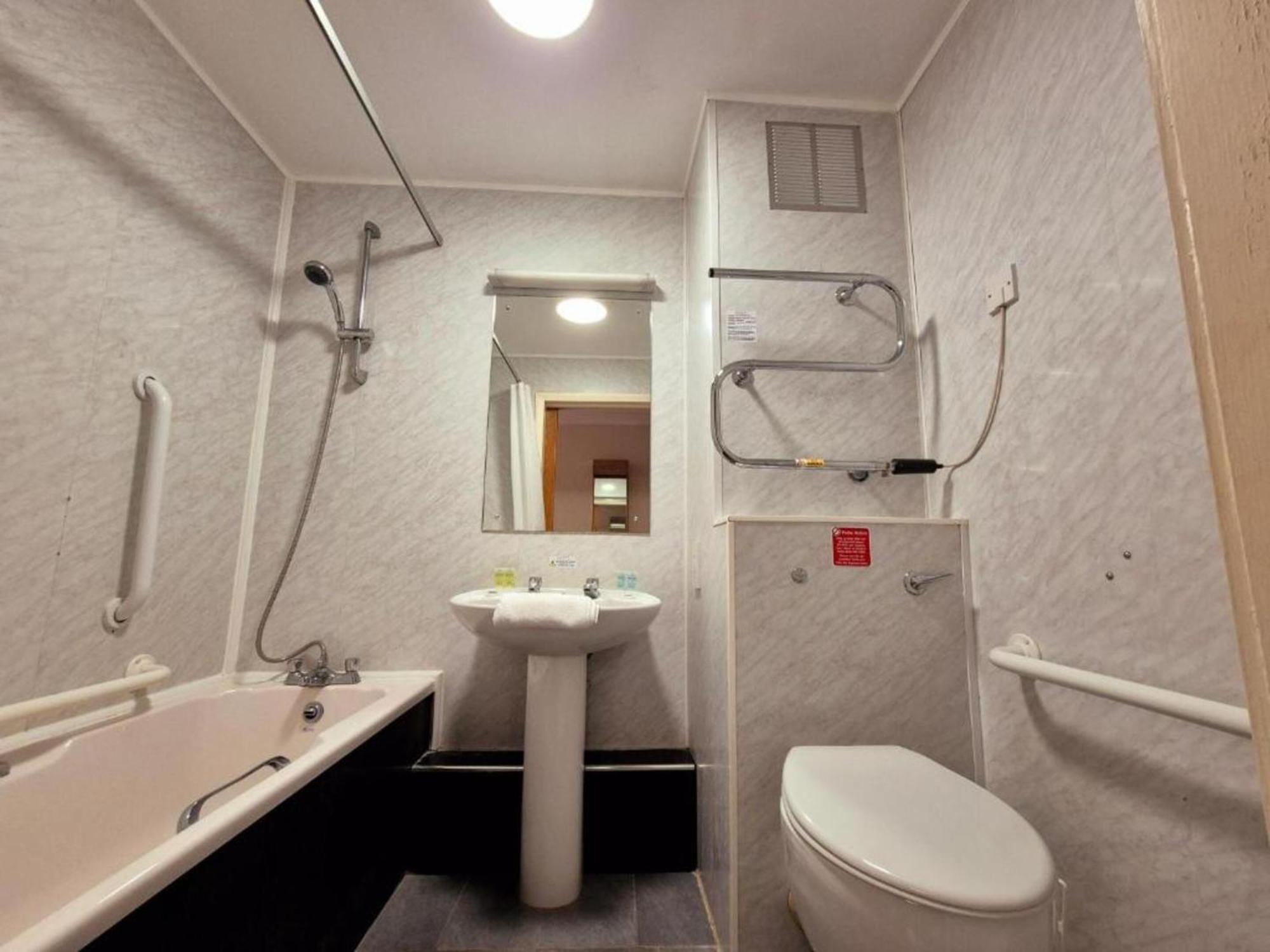 Boston Supreme Hotel מראה חיצוני תמונה