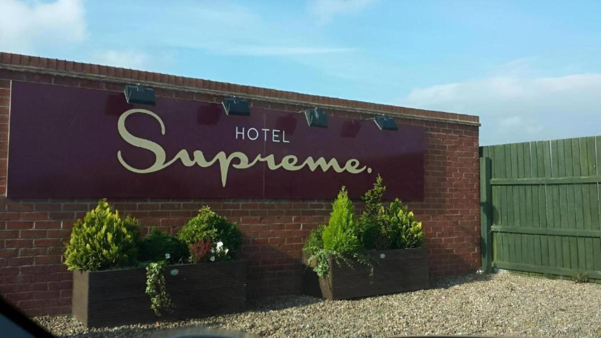 Boston Supreme Hotel מראה חיצוני תמונה